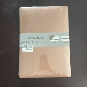 Macbook New Pro 13” rose gold shell case